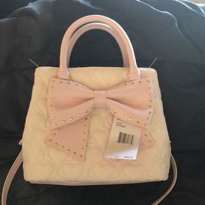 Betsy Johnson bow bucket bag